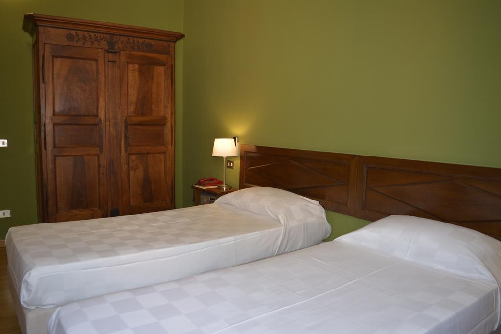 Albergo Bologna Варезе Экстерьер фото