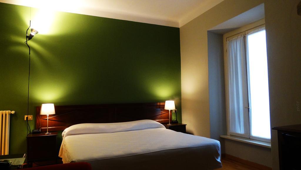 Albergo Bologna Варезе Экстерьер фото